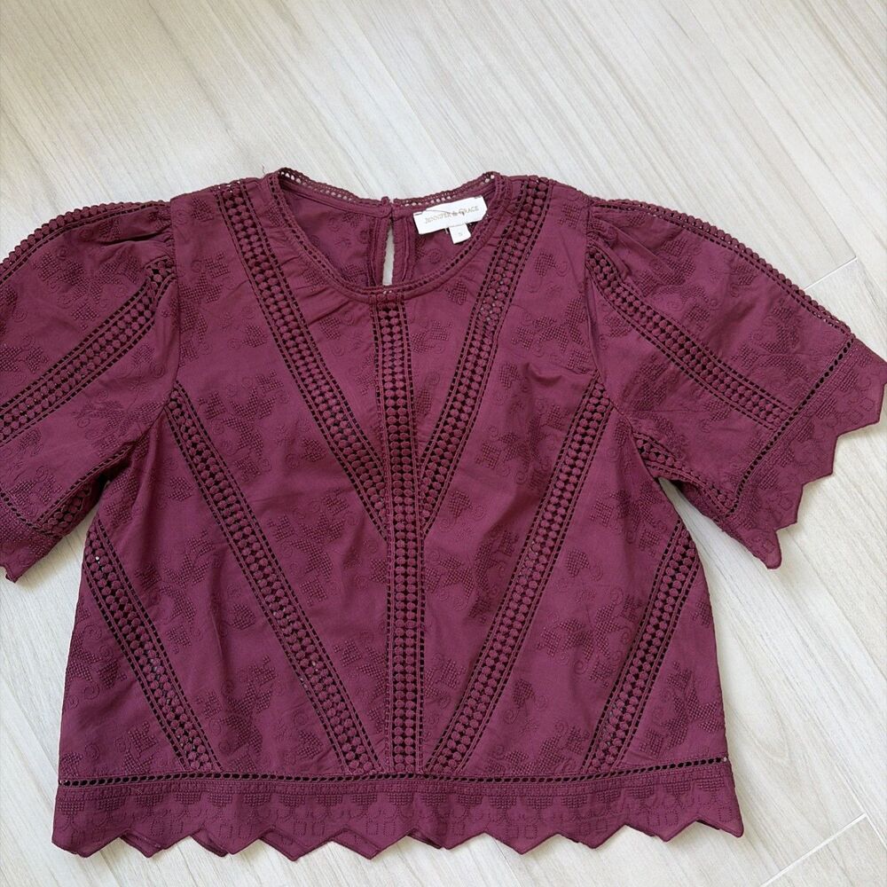 Jennifer Grace Embroidered Burgundy Short Sleeve Tunic Peasant Top Small